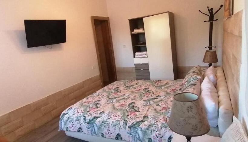 فندق Ferme Sacrée Nature