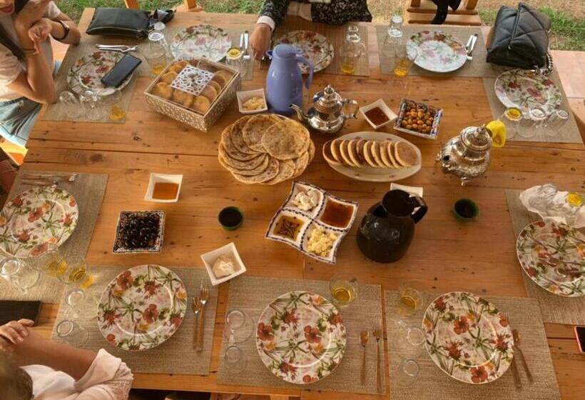 فندق Ferme Sacrée Nature