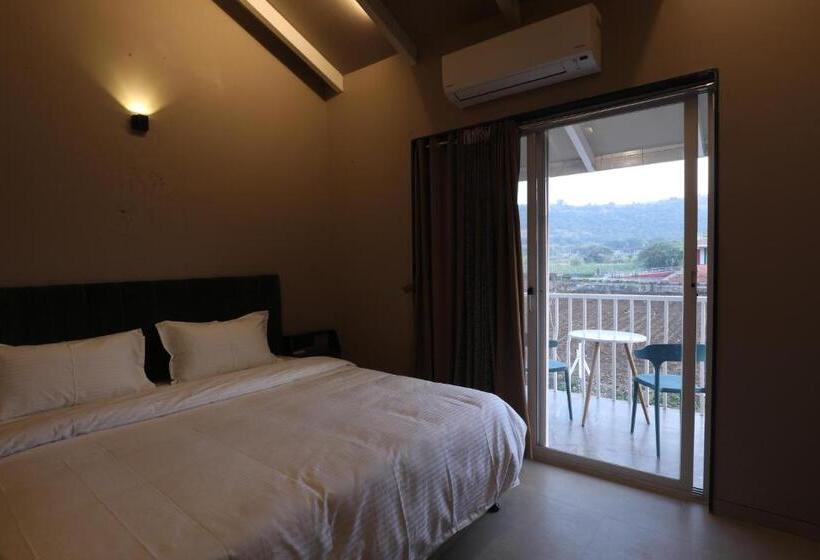 هتل Isola Luxury Farm Suites