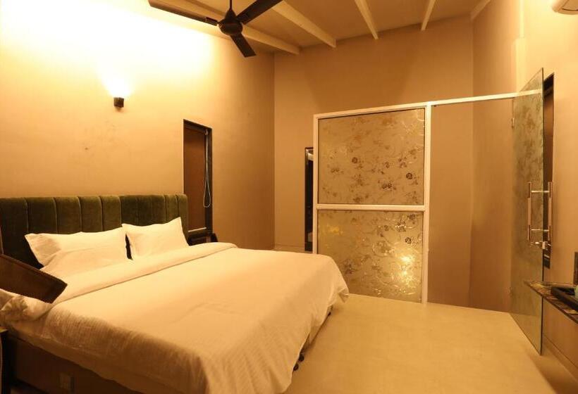 هتل Isola Luxury Farm Suites