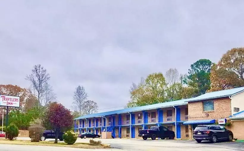 Hotelli Traveler S Inn