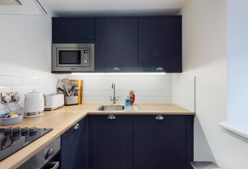 Пансион Driftwood Boutique Guest House