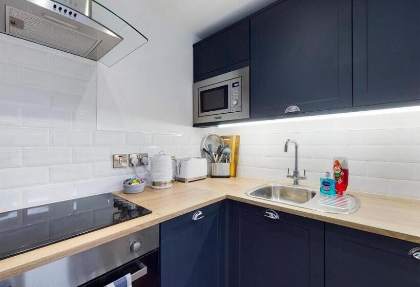 Пансион Driftwood Boutique Guest House