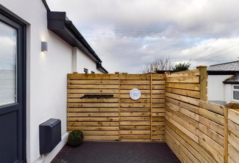 Пансион Driftwood Boutique Guest House