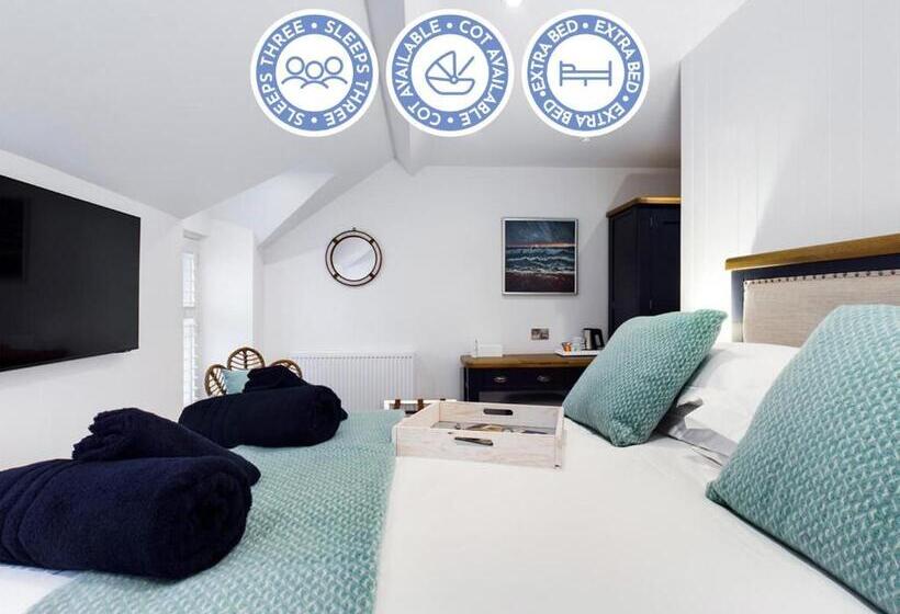 Пансион Driftwood Boutique Guest House