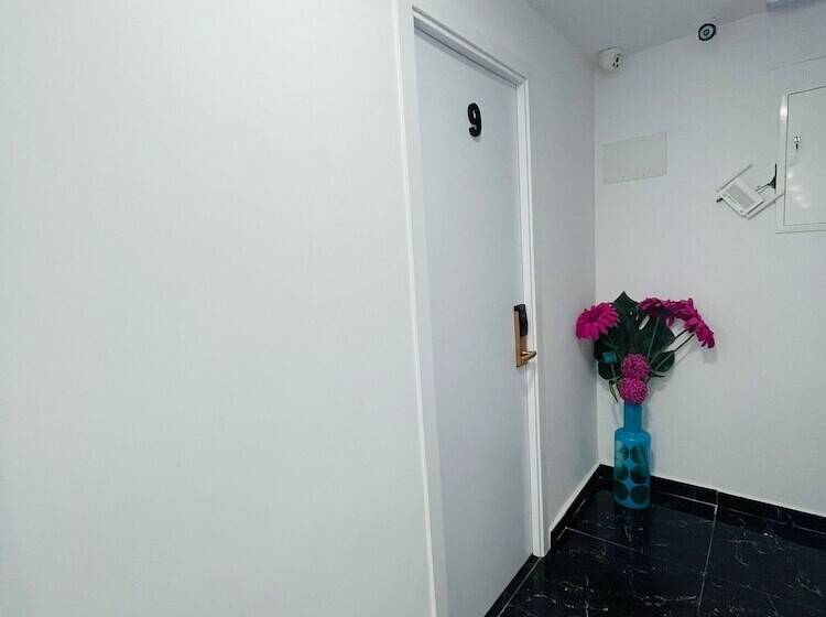 Пансион Sl Marbella