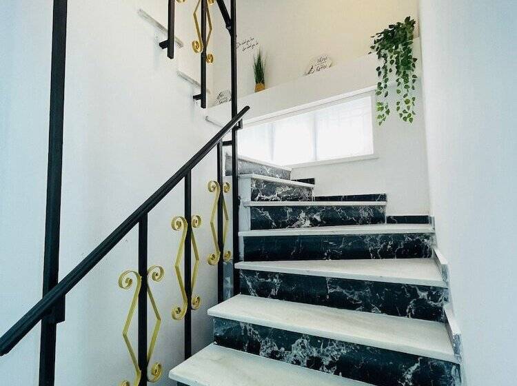 Пансион Sl Marbella