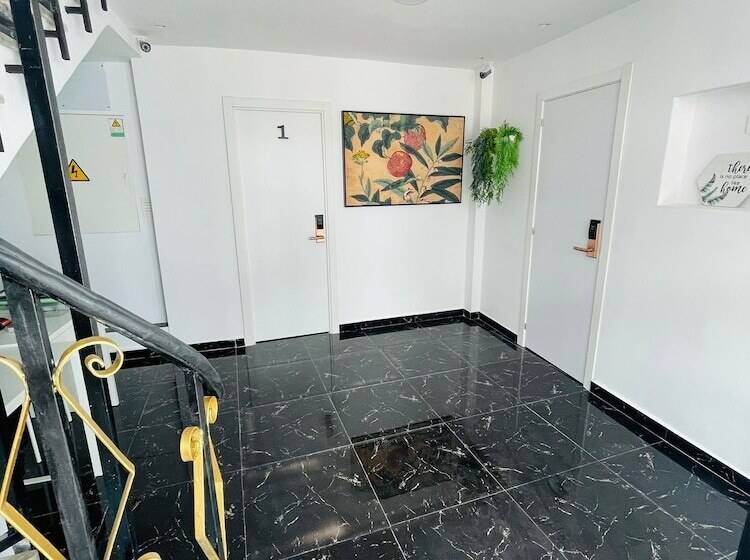 Пансион Sl Marbella