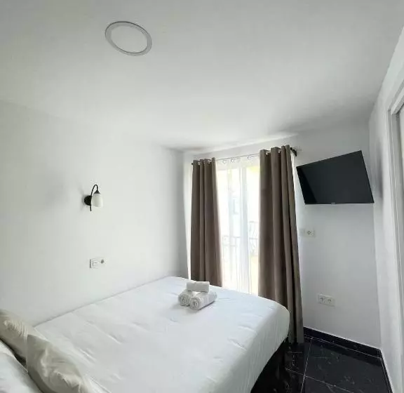 Majatalo Sl Marbella