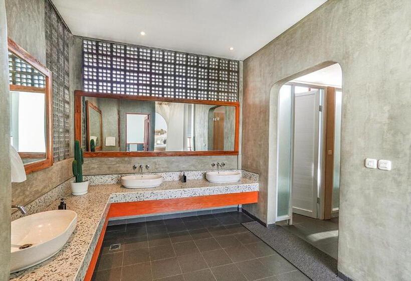 הוסטל Roomates Surf Camp Canggu By Ini Vie Hospitality