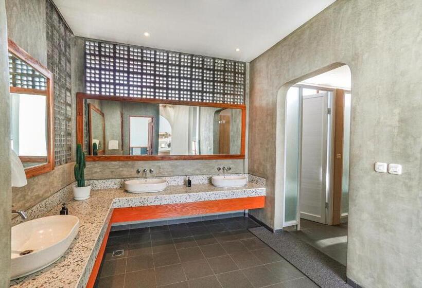 הוסטל Roomates Surf Camp Canggu By Ini Vie Hospitality