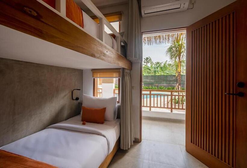 הוסטל Roomates Surf Camp Canggu By Ini Vie Hospitality