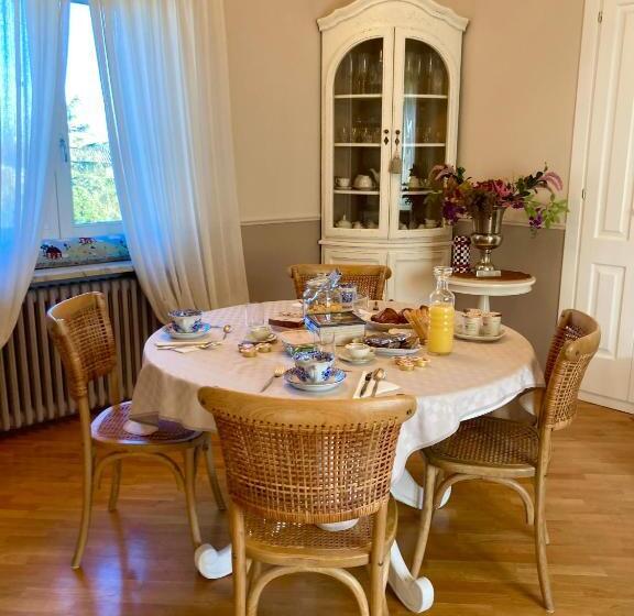 مبيت وإفطار Manzoni37