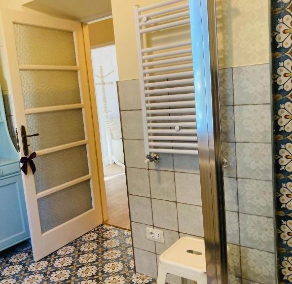 مبيت وإفطار Manzoni37