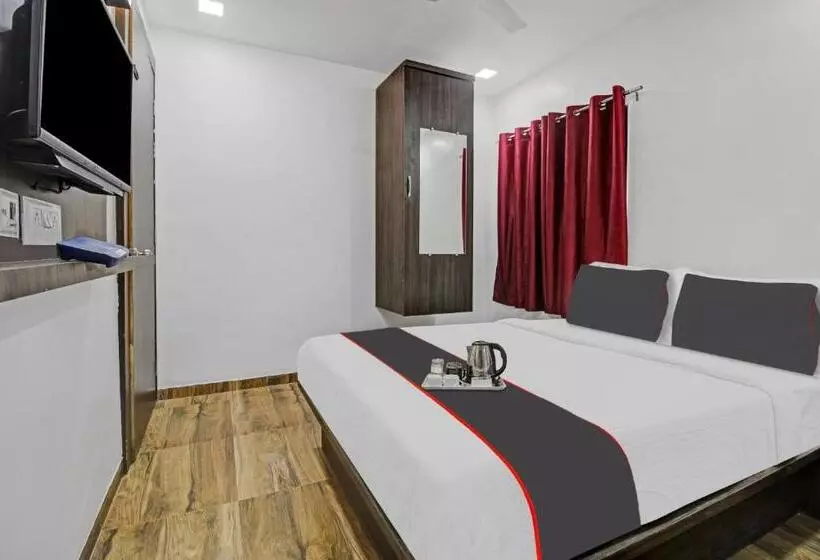 Collection O Hotel Sairaj Lodging & Boarding