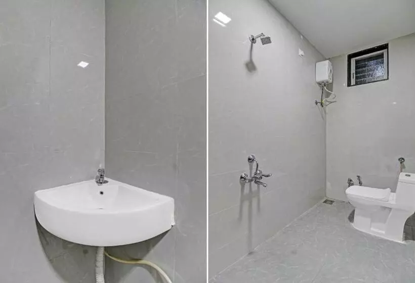 Collection O Hotel Sairaj Lodging & Boarding