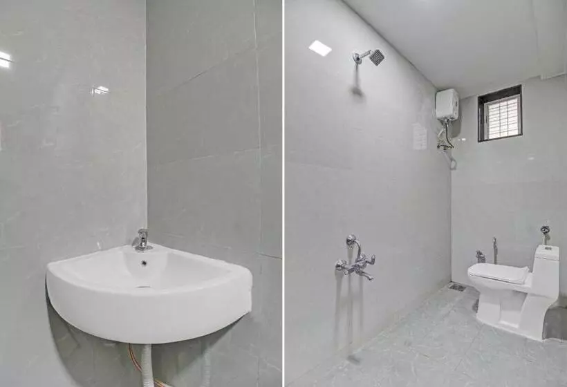 Collection O Hotel Sairaj Lodging & Boarding