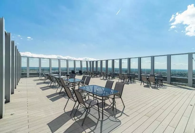 Hanza Tower 5 Stars