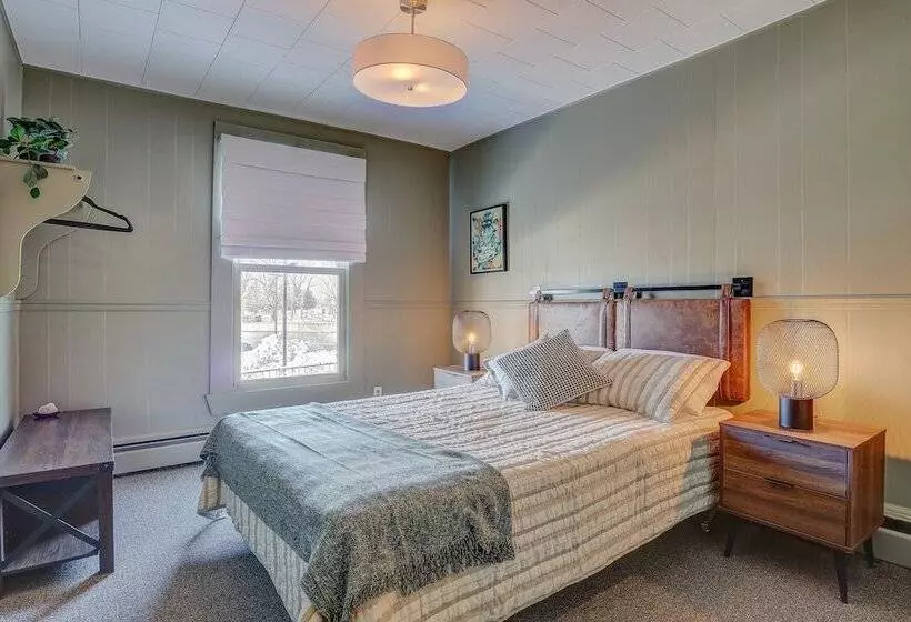 ホテル Auberge Des Cantons