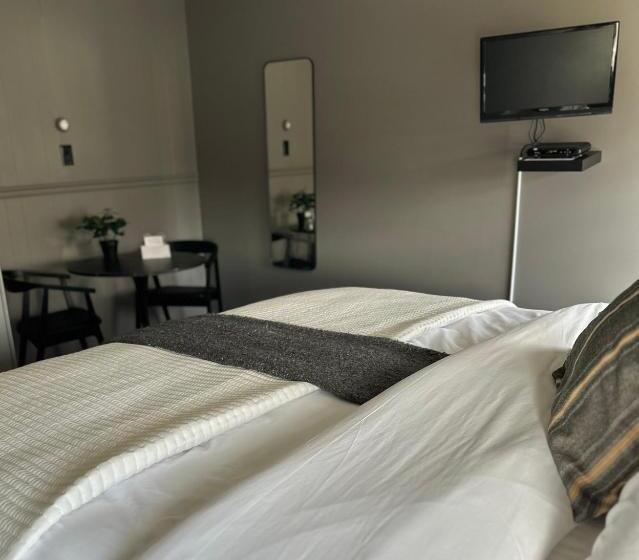 Отель Auberge Des Cantons