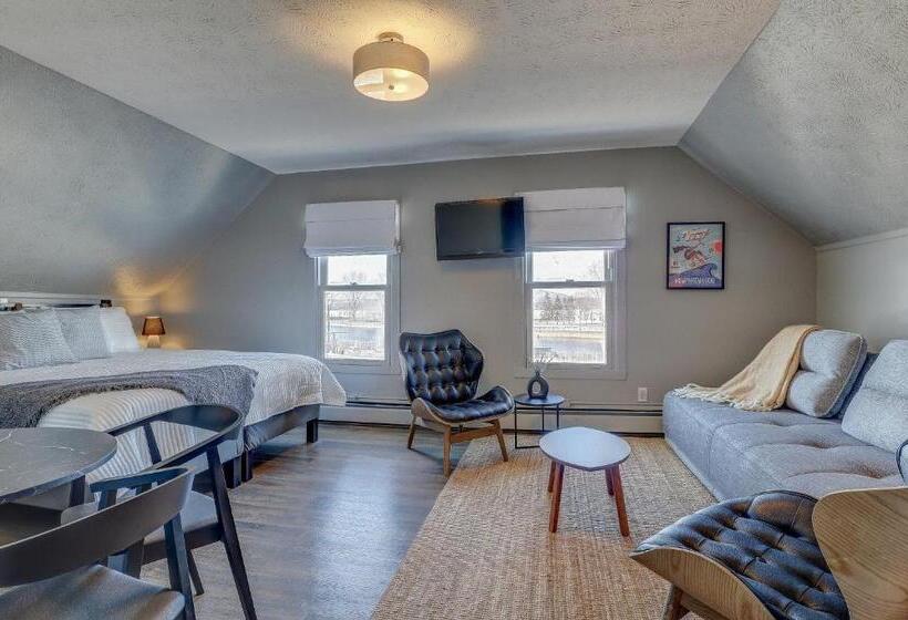 Отель Auberge Des Cantons