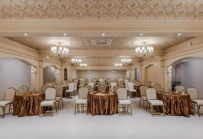 Hotelli Ginger Bharuch