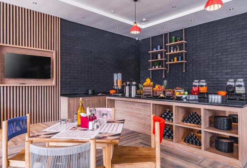 酒店 Ginger Bharuch