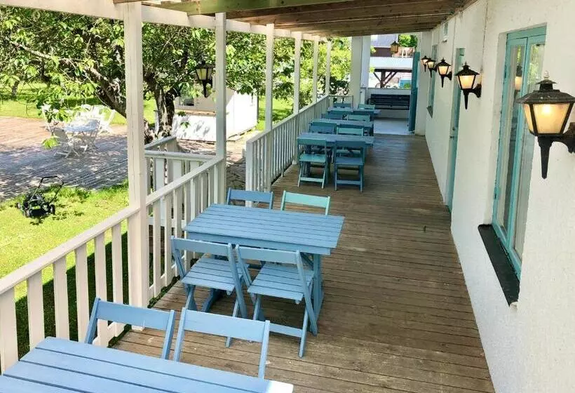 Hotelli Gåsen Out B&b