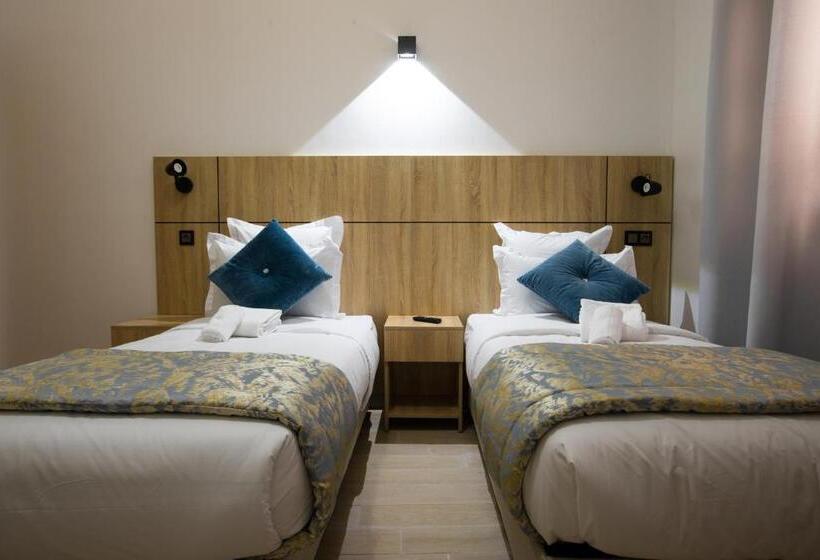 בית מלון כפרי Karam City