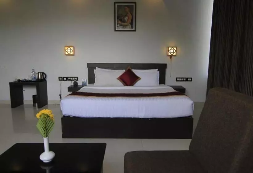 ホテル Leela Backwater Inn