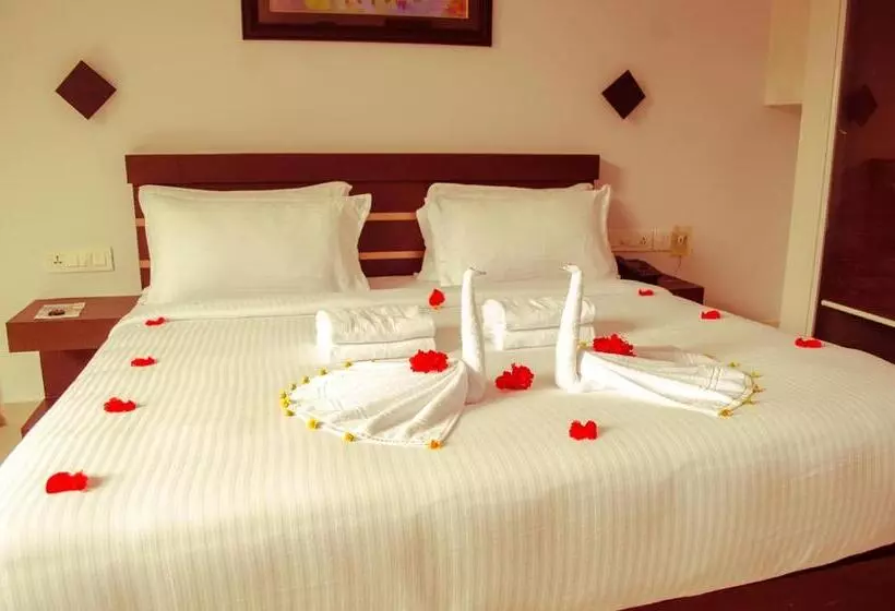 ホテル Leela Backwater Inn