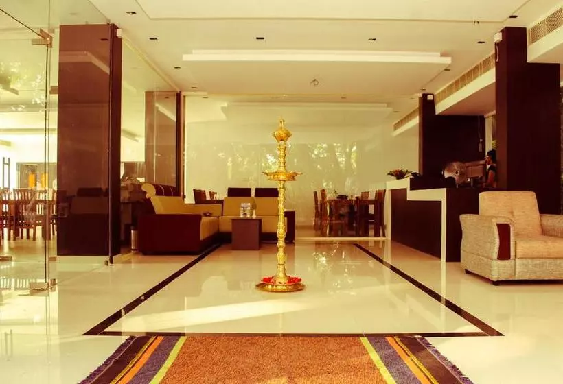 ホテル Leela Backwater Inn