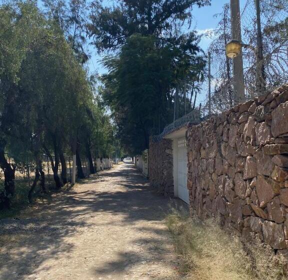 هتل Magnolias Jardin & Boutique Suites