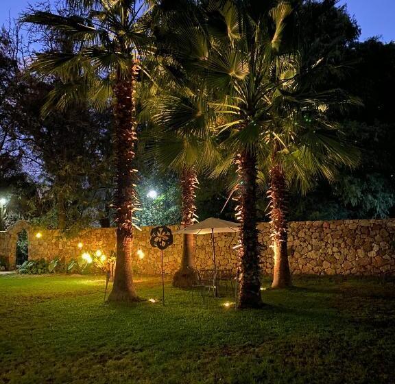 هتل Magnolias Jardin & Boutique Suites