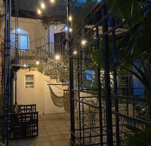 هتل Magnolias Jardin & Boutique Suites