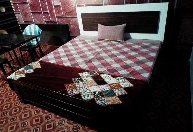 ホテル Oyo 70132 Mayur Guest House