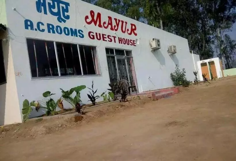 ホテル Oyo 70132 Mayur Guest House