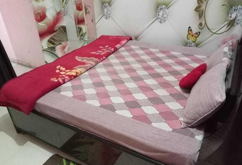 ホテル Oyo 70132 Mayur Guest House