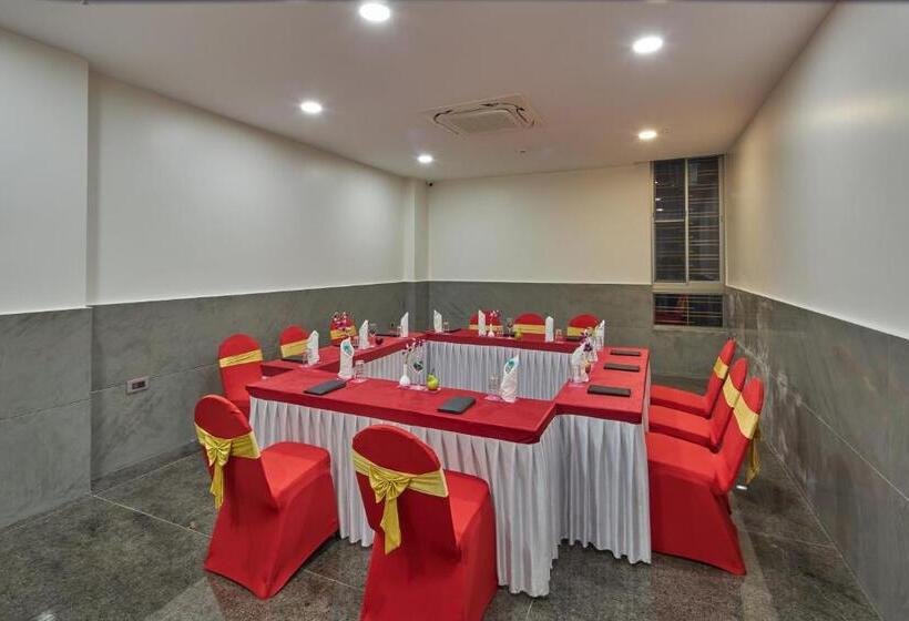 Отель Regenta Inn Grandorr, Mahadevapura