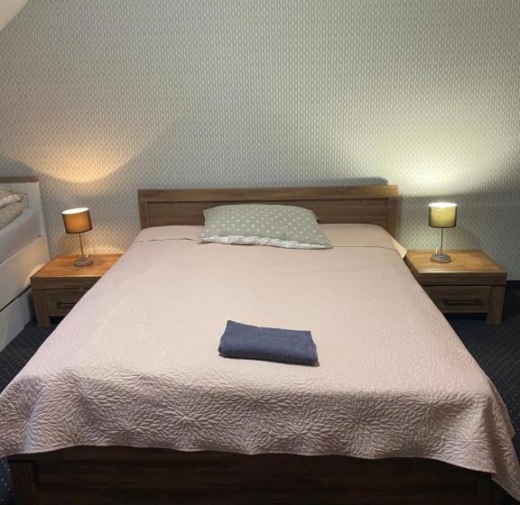 בית מלון כפרי Restauracja Zacisze Leśne Noclegi