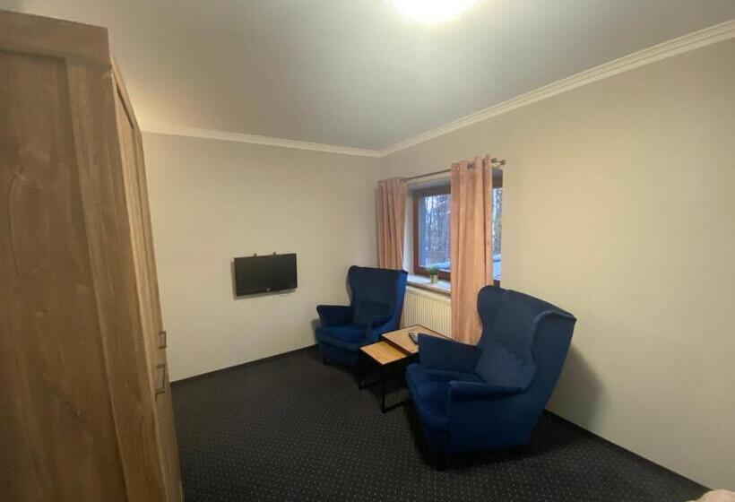 בית מלון כפרי Restauracja Zacisze Leśne Noclegi