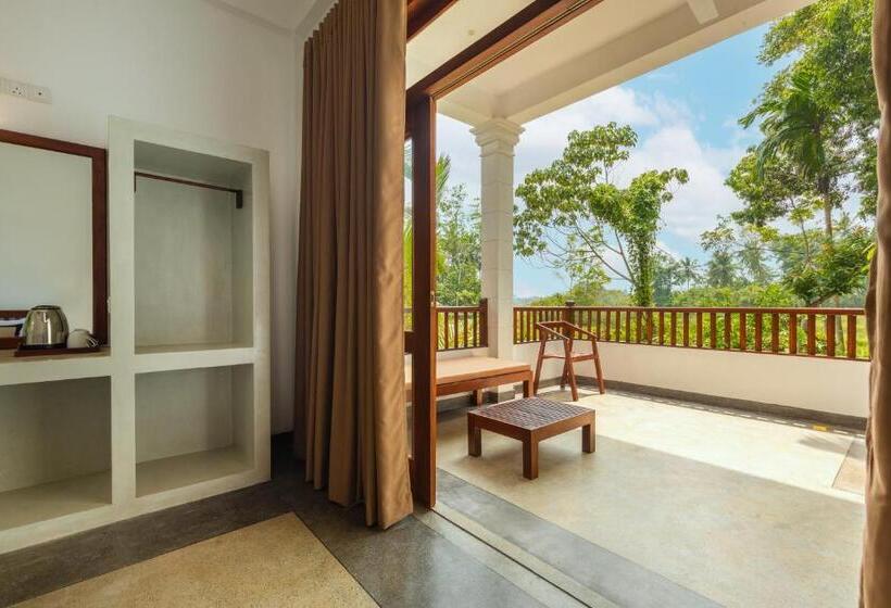 בית מלון כפרי Serenity Boutique   Unawatuna