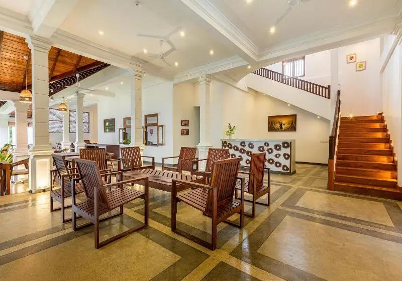 Hotelli Serenity Boutique   Unawatuna
