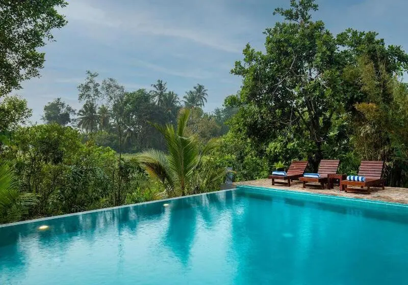 Hotelli Serenity Boutique   Unawatuna