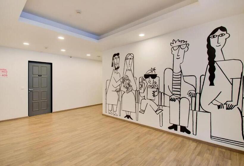 هتل Townhouse 1160 P.s.palace Near Amausi Metro Station