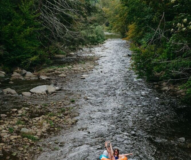 فندق Urban Cowboy Lodge