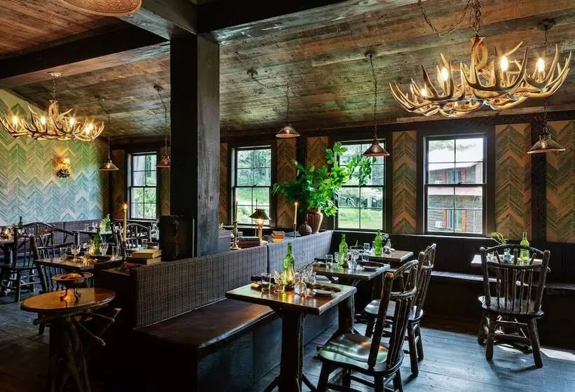 Hotelli Urban Cowboy Lodge