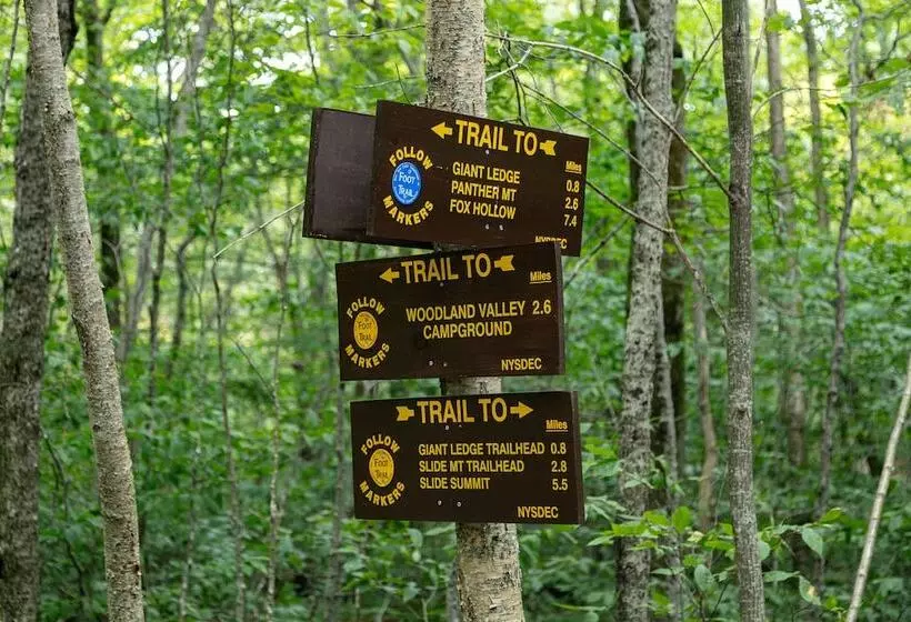 Hotelli Urban Cowboy Lodge