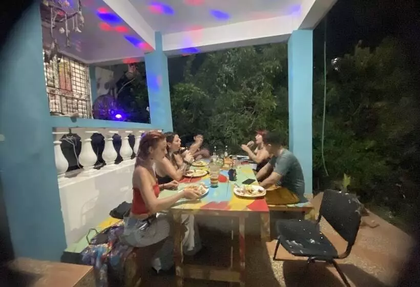 پانسیون Hostel Watermelon House