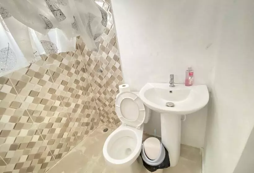 پانسیون Hostel Watermelon House